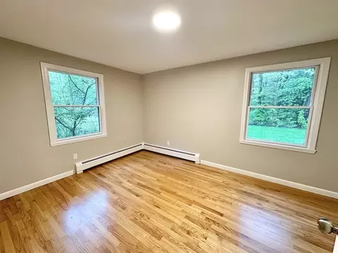 8 Kimberly Ln, Easthampton, MA 01027 photo 16