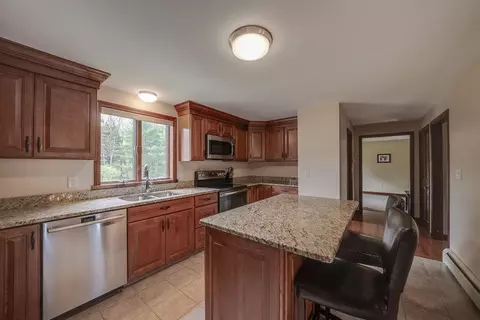 Kitchen - 123 E Main St, Georgetown, MA 01833 photo 2 of 3
