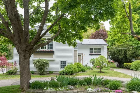 516 Union St, Weymouth, MA 02190