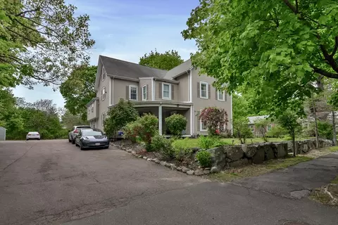 416 Maple St #1, Danvers, MA 01923 photo 18