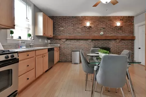 416 Maple St #1, Danvers, MA 01923 photo 5