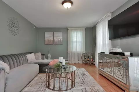 416 Maple St #1, Danvers, MA 01923 photo 2
