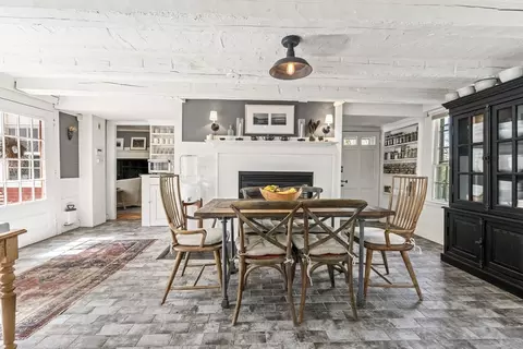 Dining - 450 Main St, Amesbury, MA 01913 photo 1 of 4