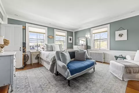 Bedroom - 450 Main St, Amesbury, MA 01913 photo 3 of 3