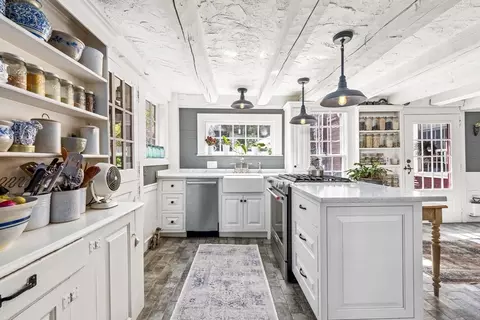 Kitchen - 450 Main St, Amesbury, MA 01913 photo 2 of 3