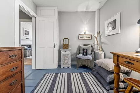 Entry Way - 450 Main St, Amesbury, MA 01913 photo 5 of 7