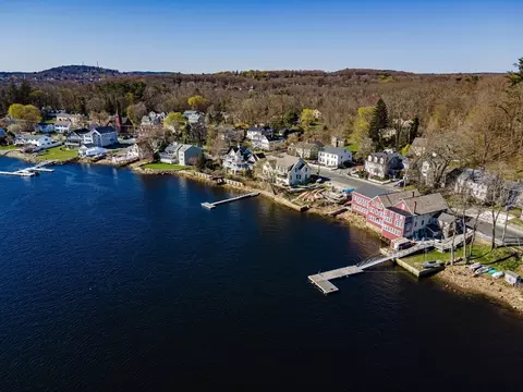 View/Area - 450 Main St, Amesbury, MA 01913 photo 1 of 1
