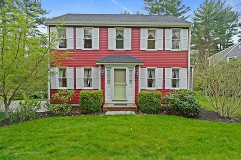 748 S River St, Marshfield, MA 02050