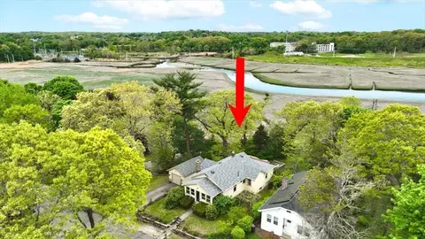 60 Clinton Rd, Weymouth, MA 02189