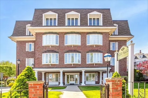 767 Washington St #404, Norwood, MA 02062
