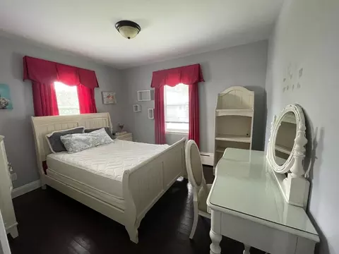 672 Grinnell St, Fall River, MA 02721 photo 18