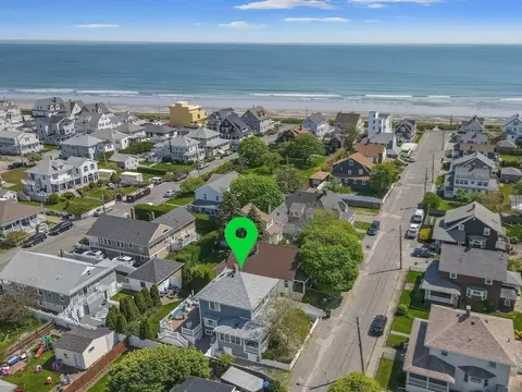 61 G Street Ocean, Hull, MA 02045