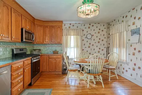 Kitchen - 29 Parker St, Maynard, MA 01754 photo 3 of 3