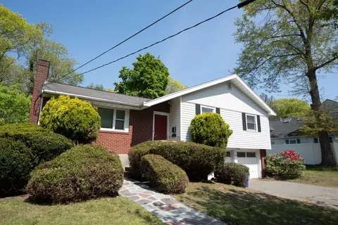 145 Grove St, Brookline, MA 02467