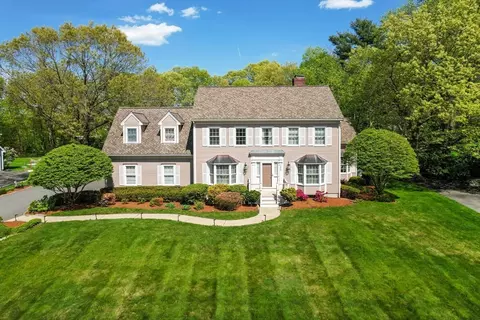 606 Waltham St, Lexington, MA 02421
