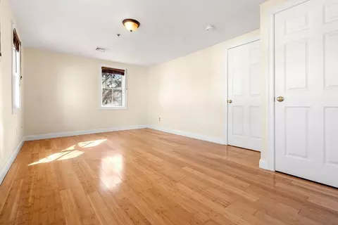 Bedroom - 172 Main St #11, Rowley, MA 01969 photo 4 of 5
