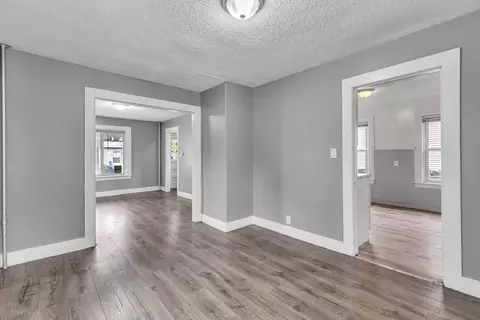 Living - 213 Tyler St, Springfield, MA 01109 photo 5 of 5