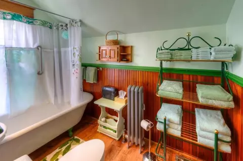 Bath - 249 Webster St, Worcester, MA 01603 photo 3 of 3