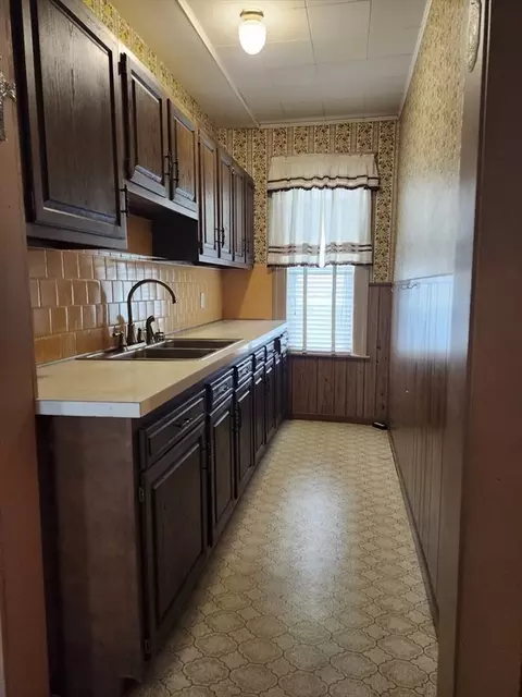 125 Ingleside Ave, Worcester, MA 01604 photo 9