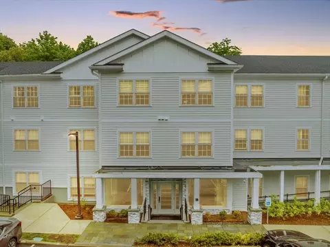 2239 Washington St #300, Canton, MA 02021
