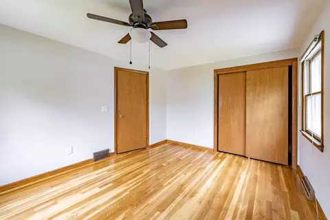 Bedroom - 149 Cyran St, Chicopee, MA 01020 photo 5 of 8