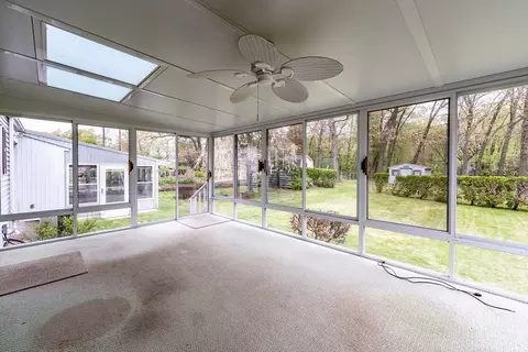 Exterior - 149 Cyran St, Chicopee, MA 01020 photo 4 of 16