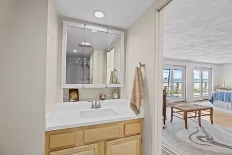 Bath - 121 Beach Ave, Hull, MA 02045 photo 2 of 4