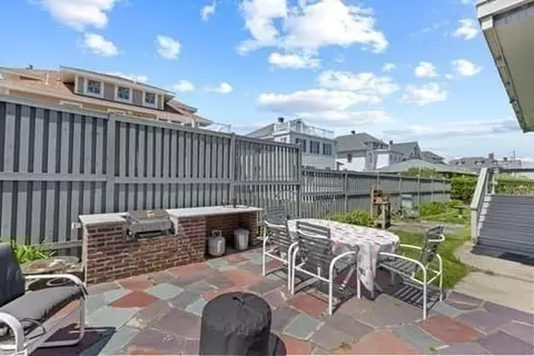 Exterior - 121 Beach Ave, Hull, MA 02045 photo 4 of 6