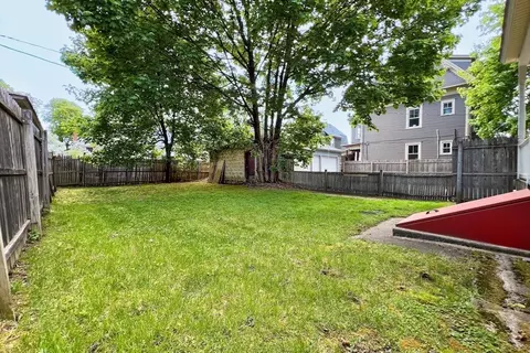 Exterior - 4 Hackfeld Rd, Worcester, MA 01609 photo 5 of 8