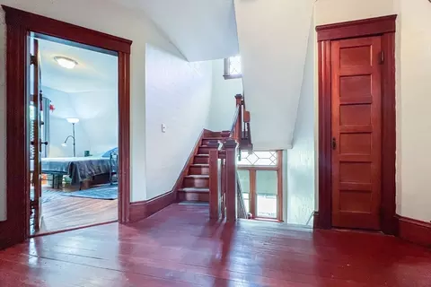 Entry Way - 4 Hackfeld Rd, Worcester, MA 01609 photo 3 of 3