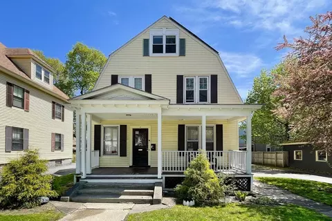4 Hackfeld Rd, Worcester, MA 01609