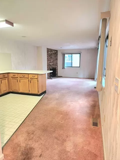 Living - 42 E Bluff Rd #42, Ashland, MA 01721 photo 1 of 8