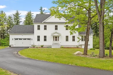 211 W Townsend, Lunenburg, MA 01462
