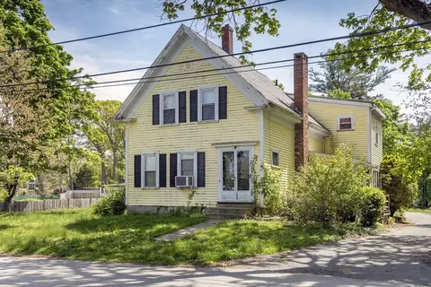 37 Highland Pl, Weymouth, MA 02190