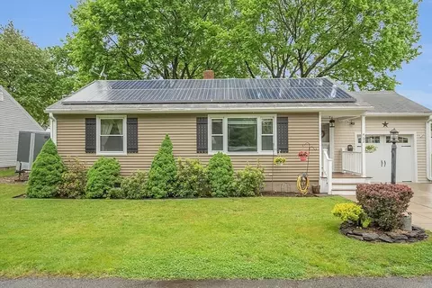 462 Twichell St, Athol, MA 01331