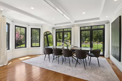 Dining - 8 Boulder Trl, Walpole, MA 02081 photo 1 of 3