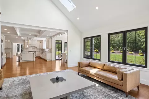 Living - 8 Boulder Trl, Walpole, MA 02081 photo 3 of 4