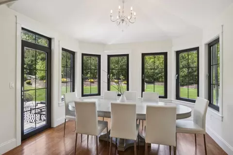 Dining - 8 Boulder Trl, Walpole, MA 02081 photo 3 of 3