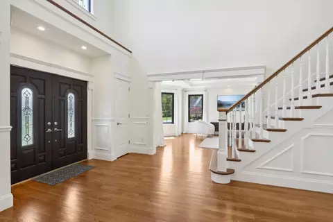 Entry Way - 8 Boulder Trl, Walpole, MA 02081 photo 1 of 1