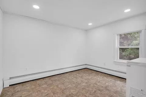 102 King St, Orange, MA 01364 photo 17