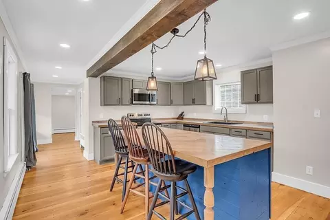 102 King St, Orange, MA 01364 photo 11