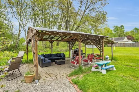 102 King St, Orange, MA 01364 photo 35