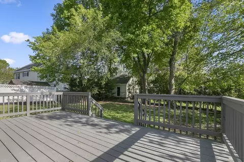 Exterior - 4 Loris Rd, Danvers, MA 01923 photo 3 of 4