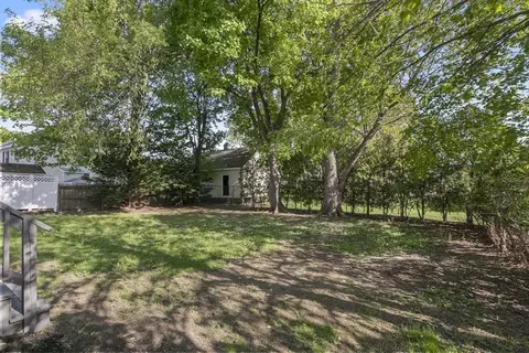 Exterior - 4 Loris Rd, Danvers, MA 01923 photo 4 of 4