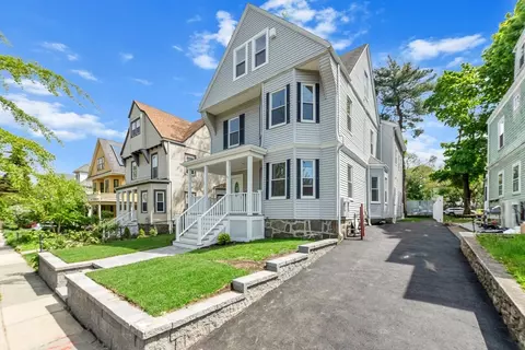 11 Ashmont St, Boston, MA 02124