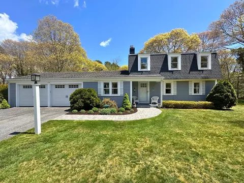 154 Longview Dr, Barnstable, MA 02632
