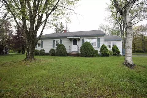 108 Main St, Templeton, MA 01468