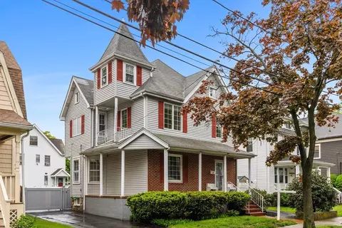 22 Whitcomb St, Belmont, MA 02478