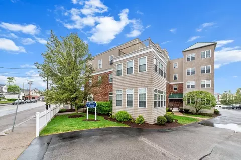 87 Franklin St #106, Quincy, MA 02169