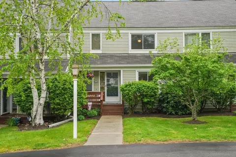 78 Stone Ridge Rd #78, Franklin, MA 02038